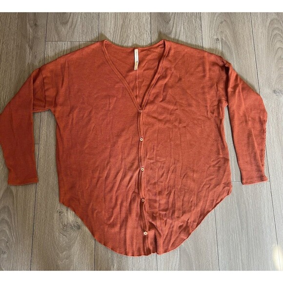 The Group Babaton Oversized VNeck Button Down Waffle Knit LongSleeve Size Large - Picture 1 of 13